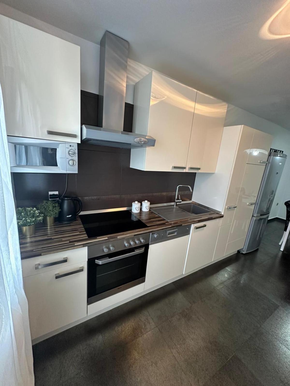 Julija Apartament Zadar