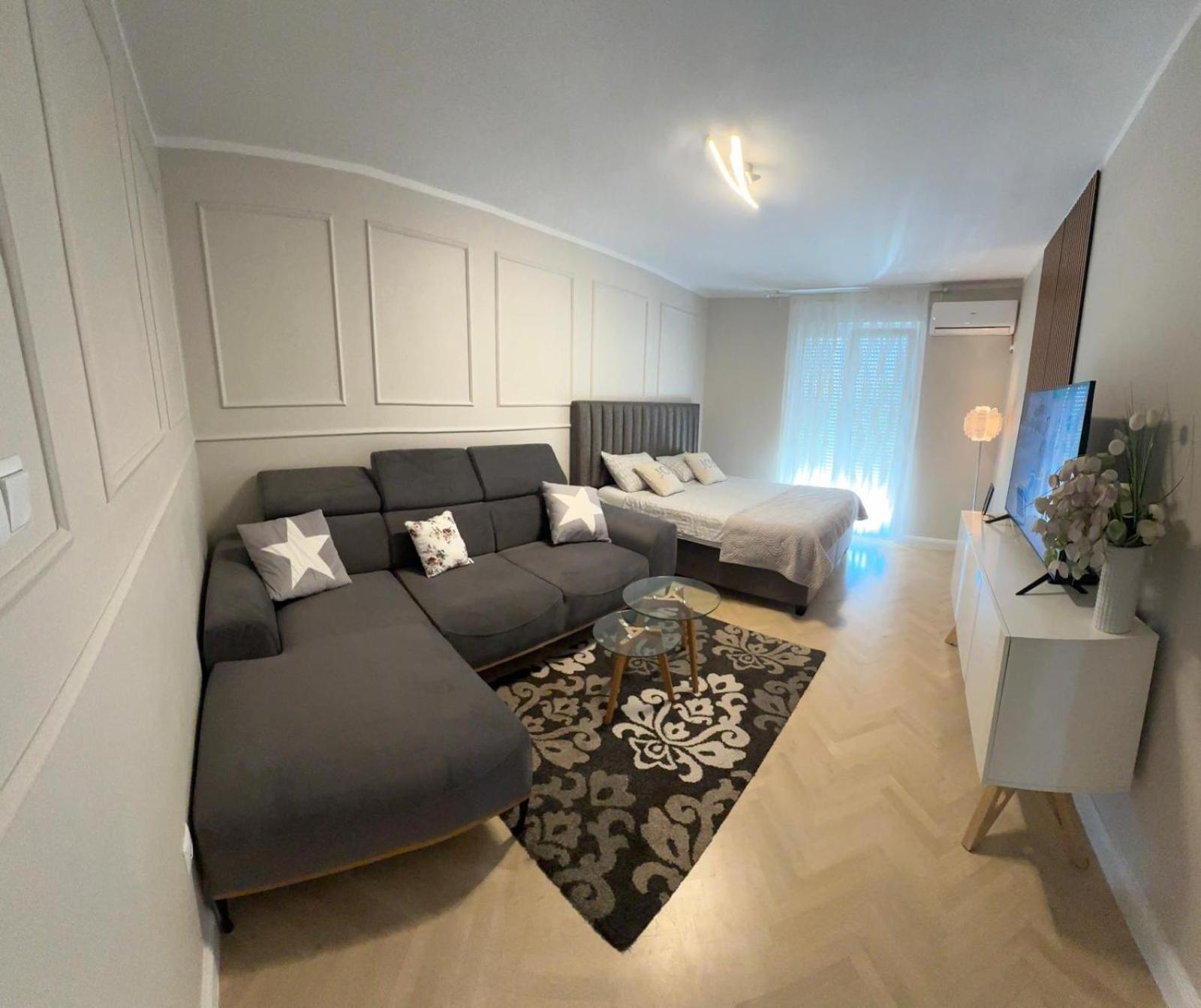 Julija Apartment